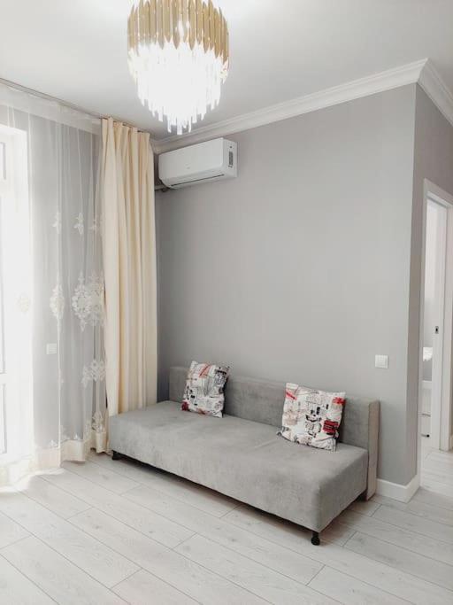 Ferienwohnung Жк Only Sun В 10 Минутах От Аэропорта Astana Exterior foto